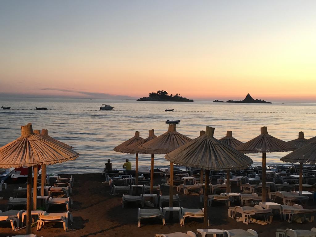 Villa Julia Petrovac na moru Exterior foto